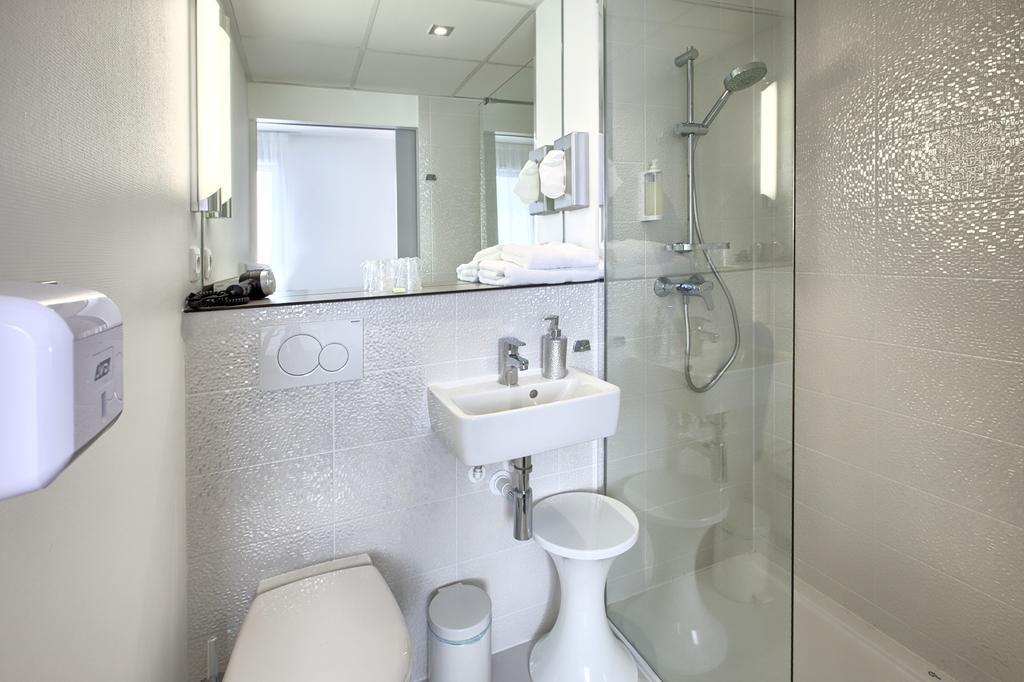 Au Comté d'Ornon Hôtel&Spa Gradignan Habitación foto